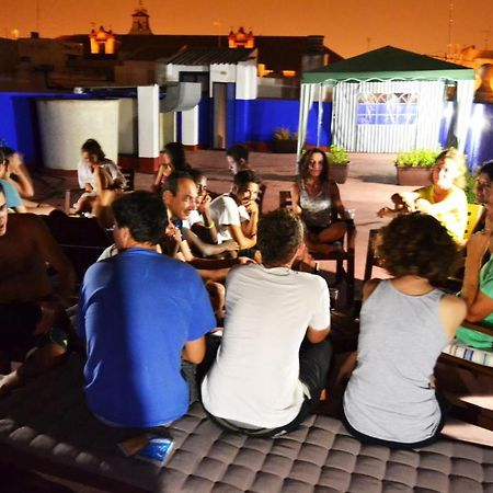 Feeling Sevilla Hostel المظهر الخارجي الصورة